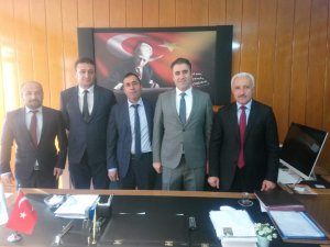 Hakkari Muhtarlar derneğinden kurumlara ziyaret