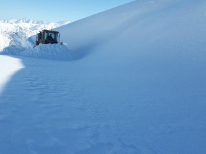 Van-Hakkari kara yolu ulaşıma açıldı