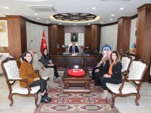 Vali Akbıyık'a Sürpriz Doğum Günü Ziyareti