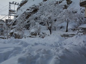 Çukurca'da okullar tatil edildi