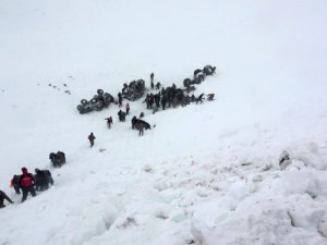 Çığ faciasında ölü sayısı 39'a yükseldi