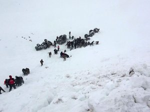 Çığ faciasında ölenler cuma hutbesinde anıldı