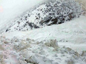 Meteorolojiden buzlanma ve çığ uyarısı