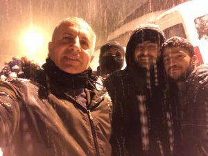 Berçelan gençlerinin kızak sevinci