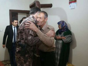 Hakkari Emniyet Müdürü Aydın sevindiriyor