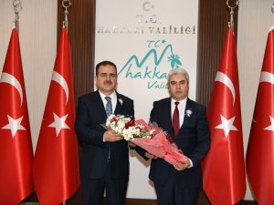 Hakkari'de vergi haftası kutlamaları