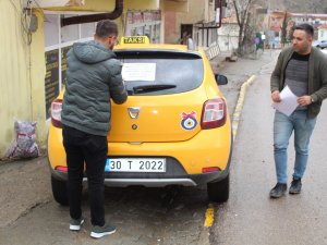 Şemdinli'deki taksicilerden örnek davranış