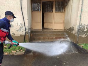 Cadde ve sokaklara ‘covid-19’ temizliği