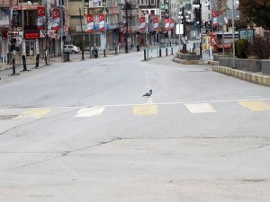 Van, hayalet şehre döndü