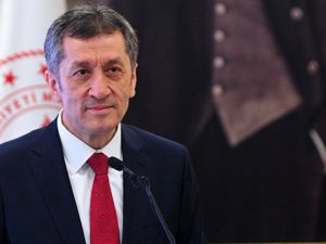 Bakan Selçuk'tan yaz tatili açıklaması!