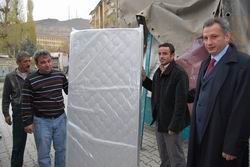 YİBO LARA 3 TIR DOLUSU YATAK MALZEMESİ