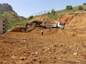 Şemdinli'ye yarı olimpik yüzme havuzu