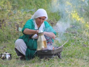 Yasak bitti piknik alanları dolmaya başladı
