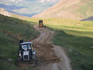 Feraşin yaylasında yol çalışması başlatıldı