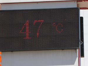 Bu ilde hayat durma noktasına geldi