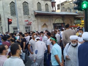 Vatandaşlar Ayasofya'ya akın etti