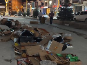Belediye Ekiplerinin Yoğun Bayram Mesaisi