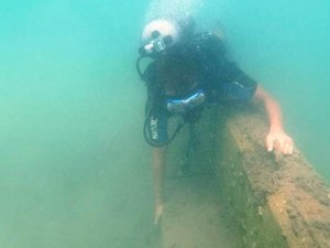 Deniz dibindeki duvarlara ceza yağdı