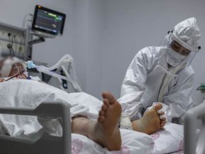 Koronavirüs nedeniyle 53 kişi hayatını kaybetti