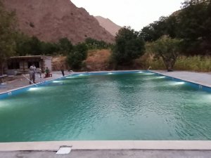 Hakkari’de yarı olimpik yüzme havuzu açıldı