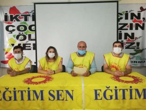 Eğitim Sen Hakkari Şubesi'nden basın açıklaması