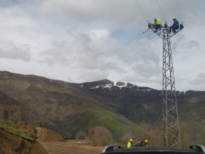 Vedaş enerji altyapısını güçlendiriyor