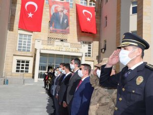 Hakkari’de 29 Ekim Cumhuriyet Bayramı kutlamaları