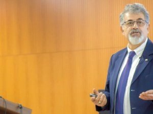 Prof. Dr. Bodur: Yüksekova’nın zemini uygun değil