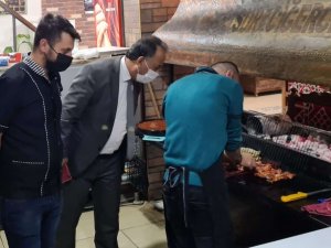 Hakkari’de unlu mamuller denetledi