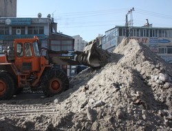 İlçe merkezinde kar çalışması