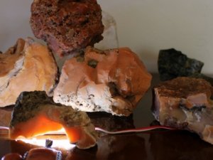 Doğada nadir bulunan Karnelyan taşı Erzurum'da bulundu