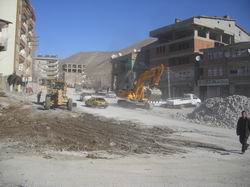 TAMAMLANAMAYAN YOLA TEPKİ