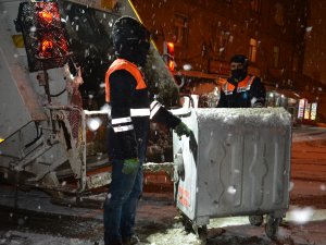 Hakkari belediyesinin kar mesaisi başladı