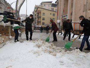 Kar Timleri Görev Başında!