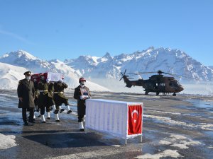 Hakkari’de şehit Özbent için tören düzenlendi