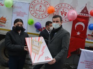 Hediye Kervanı Hakkari’de