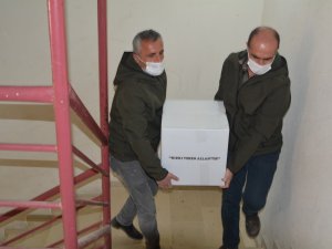 Vefa ekibi 13 yıldır tedavi gören aileyi ziyaret etti