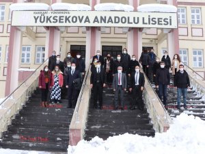 Müdür Gür "Değişim, "ben" değil "biz" diyenlerle başlar