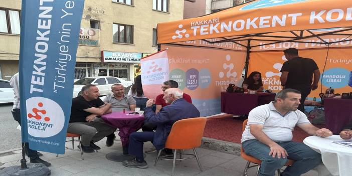 Hakkari Teknokent Kolejinden tanıtım ve tercih çadırı hizmeti…