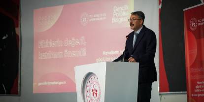 Gençlik politika belgesi vizyon çalıştayı düzenlendi