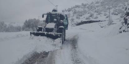 Hakkari’de 34 yerleşim yeri ulaşıma kapandı