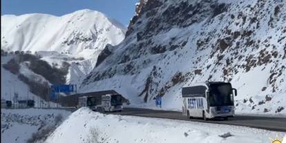 Hakkari AK Parti  otobüslerle Ankara'ya çıkarma yaptı