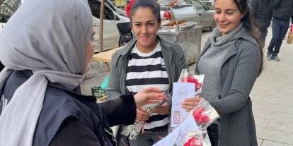 Hakkari Polisi 8 Mart’ta Kadınları Bilgilendirdi