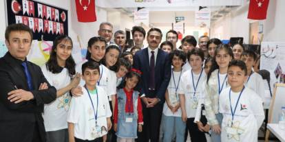 Hakkari’de Bilim Fuarı Heyecanı
