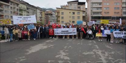 Hakkari'de Engelliler Haftasında "Farkındalık yürüyüşü"