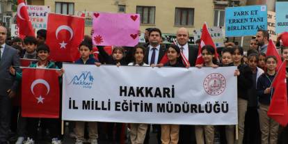 Hakkari'de Engelliler Haftasında "Farkındalık yürüyüşü"
