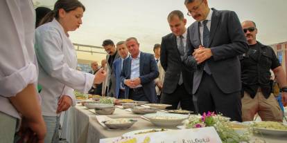 Hakkâri ’de, Yöresel ot festivaline yoğun ilgi