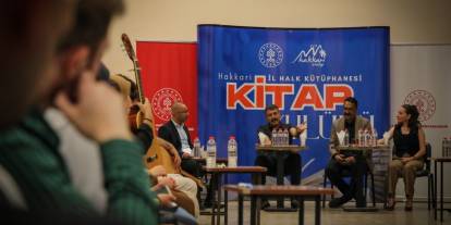 Hakkari'de okuma kültürü gelişiyor