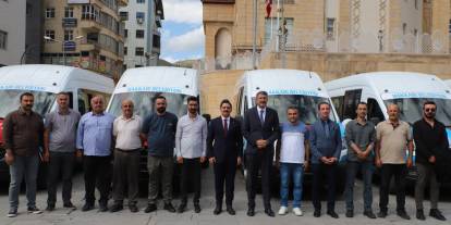 Hakkari Belediyesi filosuna 6 yeni araç daha ekledi