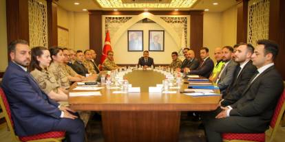 Hakkari'de değişik suçlardan 407 şahıs yakalandı